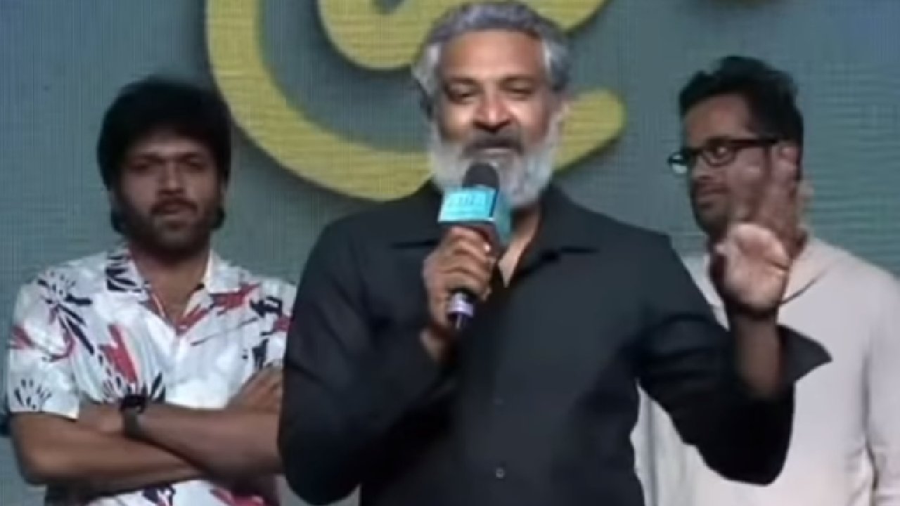 Rajamouli : మలయాళ నటులు గొప్ప యాక్టర్స్.. అందుకు బాధపడుతున్నా అంటున్న రాజమౌళి.. Rajamouli : మలయాళ నటులు గొప్ప యాక్టర్స్.. అందుకు బాధపడుతున్నా అంటున్న రాజమౌళి..