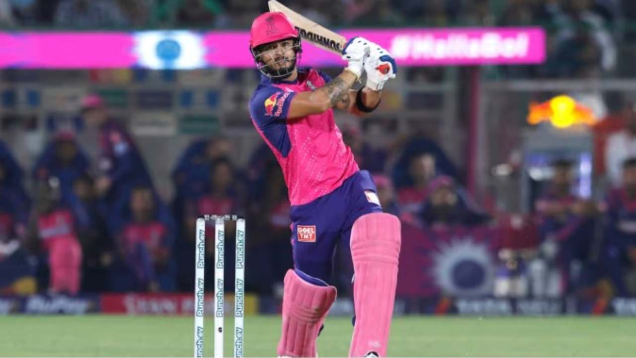 IPL 2024 : మూడ్రోజులు బెడ్పైనే ఉన్నా..! మ్యాచ్ తరువాత ఎమోషనల్ అయిన రియాన్ పరాగ్ IPL 2024 : మూడ్రోజులు బెడ్పైనే ఉన్నా..! మ్యాచ్ తరువాత ఎమోషనల్ అయిన రియాన్ పరాగ్