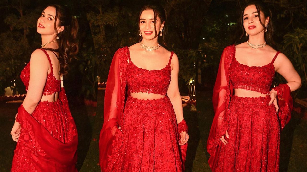 Sara Tendulkar : ఎర్ర గులాబీలా గుండె గిల్లుతున్న సారా టెండూల్క‌ర్..