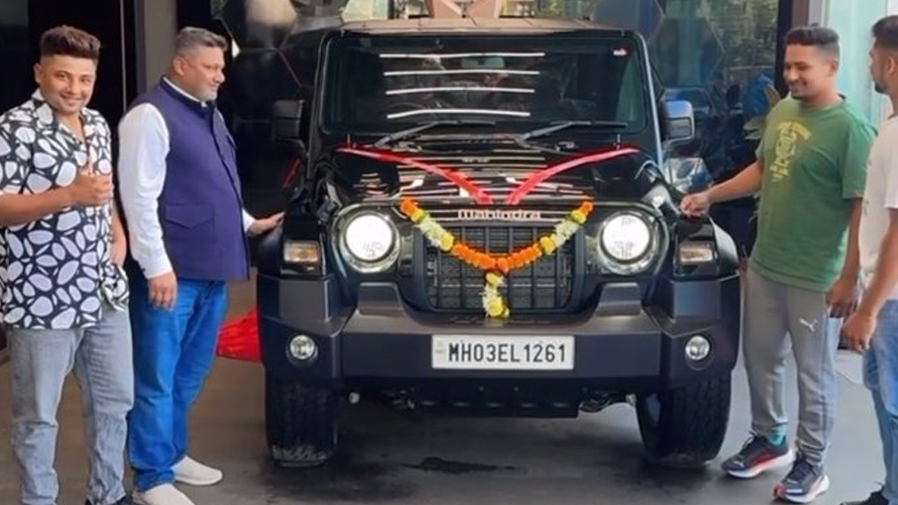 సర్ఫరాజ్ ఖాన్ తండ్రికి సూపర్ గిఫ్ట్.. ఎవరు పంపించారో తెలుసా? సర్ఫరాజ్ ఖాన్ తండ్రికి సూపర్ గిఫ్ట్.. ఎవరు పంపించారో తెలుసా?