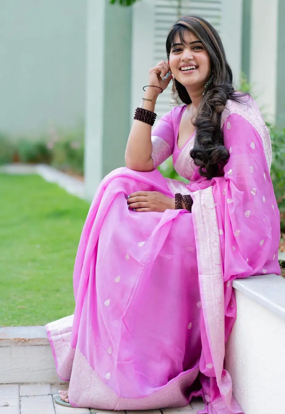 Sravanthi Chokarapu Cute Looks in Saree