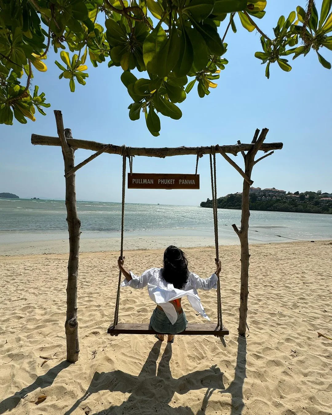 Tollywood Actress Meenaakshi Chaudhary enjoying vacation photos