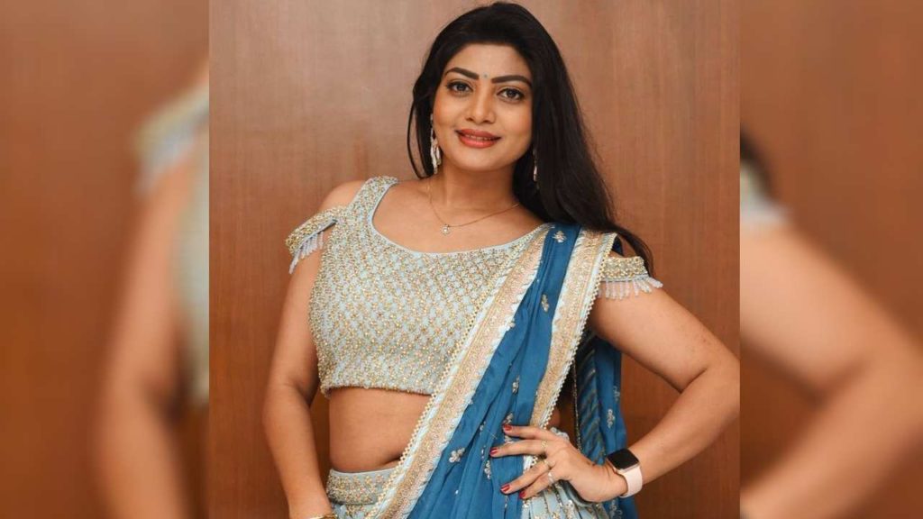 Tollywood Actress Sowmya Janu approached high court for stay in home guard case