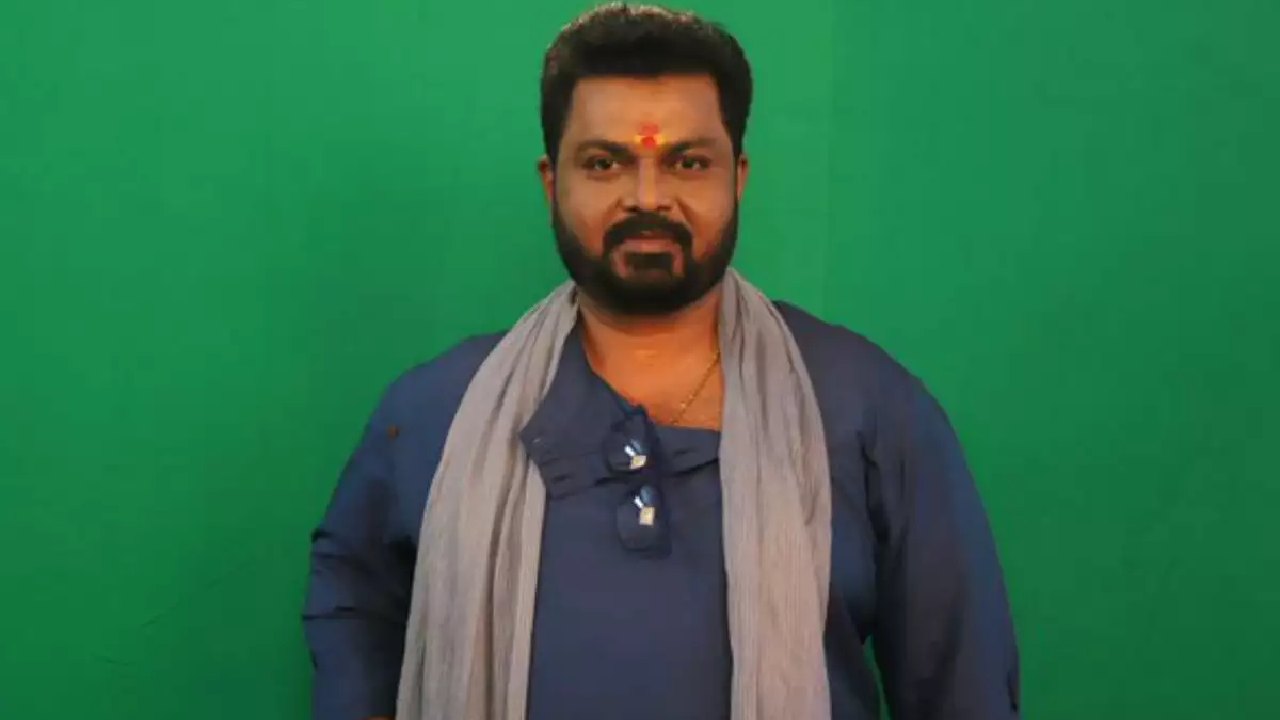 Surya Kiran : టాలీవుడ్లో విషాదం.. బిగ్బాస్ ఫేమ్, ‘సత్యం’ దర్శకుడు సూర్యకిరణ్ మరణం.. Surya Kiran : టాలీవుడ్లో విషాదం.. బిగ్బాస్ ఫేమ్, ‘సత్యం’ దర్శకుడు సూర్యకిరణ్ మరణం..