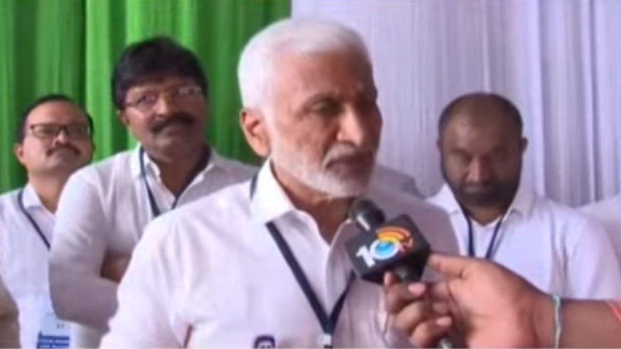 టీడీపీ, బీజేపీ, జనసేన పార్టీల కూటమిపై విజయసాయిరెడ్డి కీలక వ్యాఖ్యలు టీడీపీ, బీజేపీ, జనసేన పార్టీల కూటమిపై విజయసాయిరెడ్డి కీలక వ్యాఖ్యలు