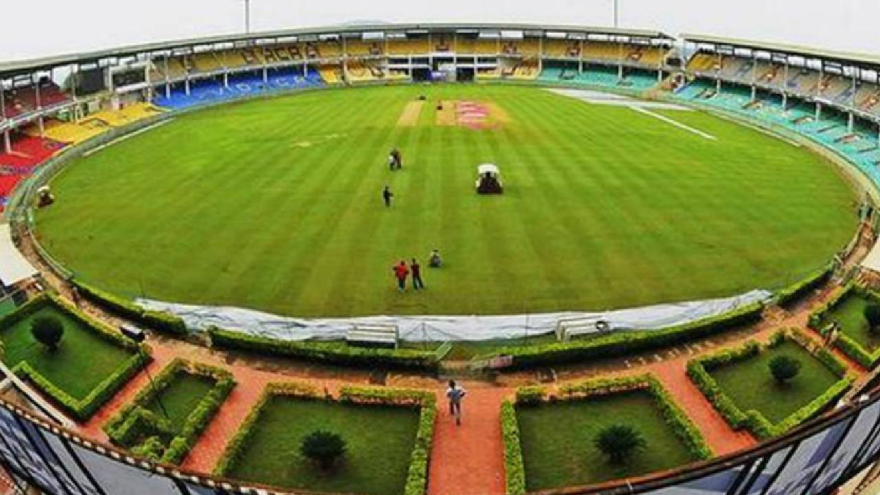 విశాఖలో ఐపీఎల్ మ్యాచులు.. 24 నుంచి టికెట్ల అమ్మకాలు.. విశాఖలో ఐపీఎల్ మ్యాచులు.. 24 నుంచి టికెట్ల అమ్మకాలు..