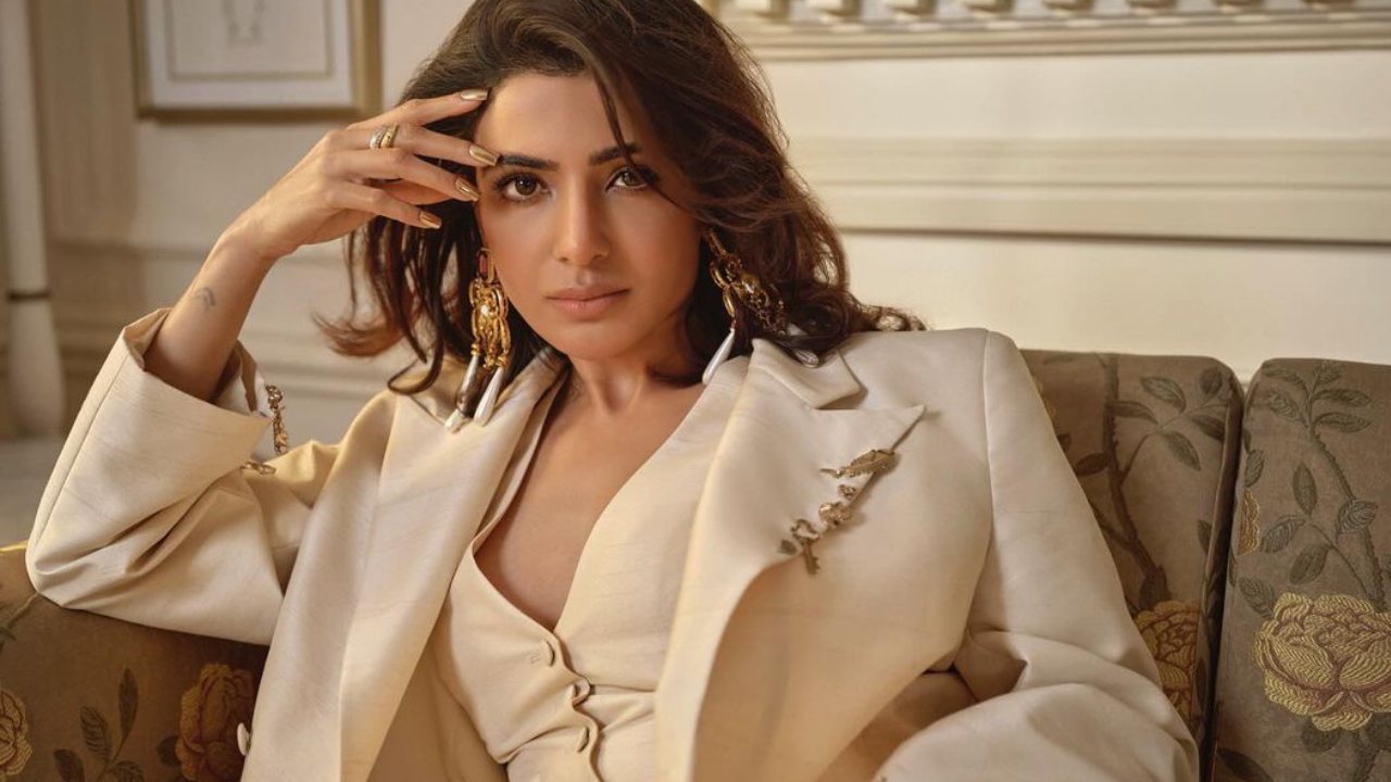Samantha : బాలీవుడ్లో ‘సిటాడెల్’ సిరీస్కి సమంత రెమ్యునరేషన్ ఎంతంటే..? కెరీర్లోనే హైయెస్ట్.. Samantha : బాలీవుడ్లో ‘సిటాడెల్’ సిరీస్కి సమంత రెమ్యునరేషన్ ఎంతంటే..? కెరీర్లోనే హైయెస్ట్..
