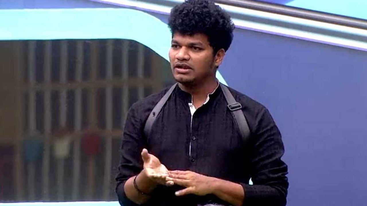 Jabardasth Avinash : ప్లీజ్ సినిమా ఛాన్సులివ్వండి.. టీవీ మొత్తం వదిలేస్తాను.. స్టేజిపై వేడుకున్న జబర్దస్త్ అవినాష్.. Jabardasth Avinash : ప్లీజ్ సినిమా ఛాన్సులివ్వండి.. టీవీ మొత్తం వదిలేస్తాను.. స్టేజిపై వేడుకున్న జబర్దస్త్ అవినాష్..