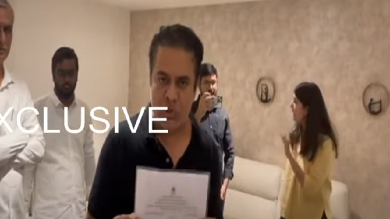ఈడీ అధికారులతో కేటీఆర్ వాగ్వివాదం.. కవిత ఇంటి వద్ద ఏం జరుగుతోందో తెలుసా? ఈడీ అధికారులతో కేటీఆర్ వాగ్వివాదం.. కవిత ఇంటి వద్ద ఏం జరుగుతోందో తెలుసా?