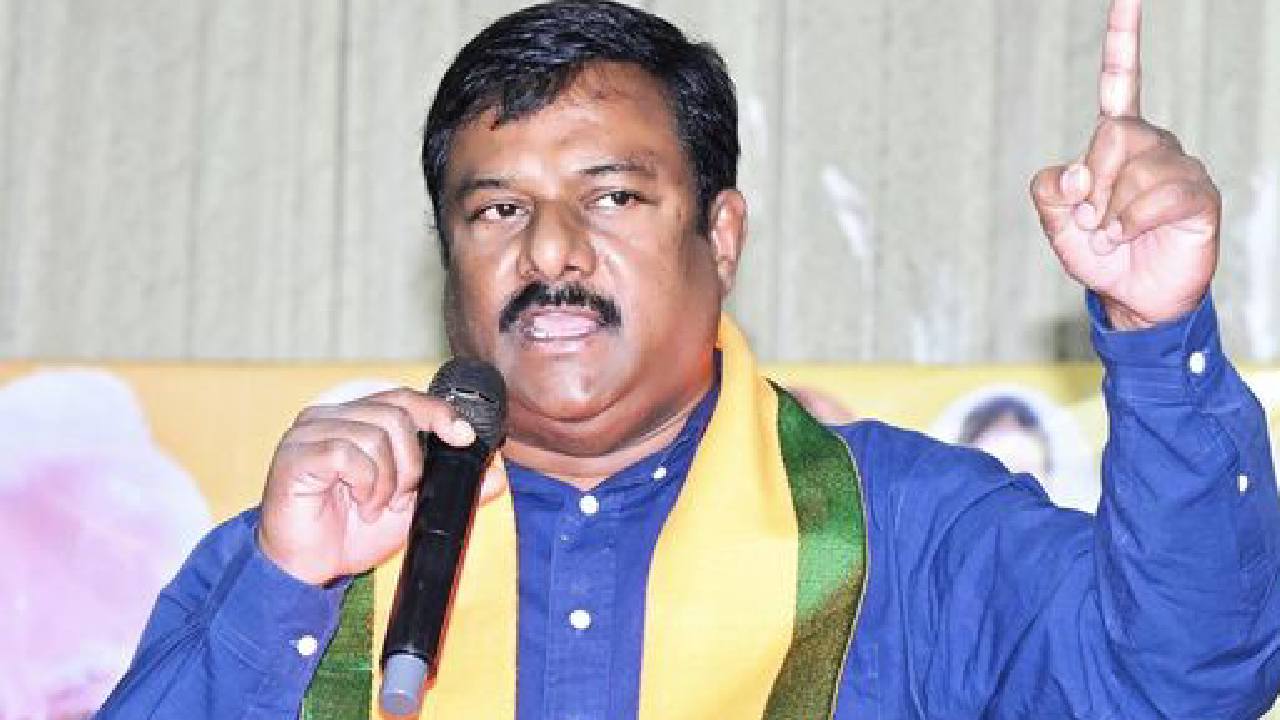 రేవంత్ రెడ్డి హైడ్రా పేరుతో తేనె తుట్టెను కదిపారు.. జరగబోయేది ఇదే..: బీజేఎల్పీ నేత మహేశ్వర్ రెడ్డి రేవంత్ రెడ్డి హైడ్రా పేరుతో తేనె తుట్టెను కదిపారు.. జరగబోయేది ఇదే..: బీజేఎల్పీ నేత మహేశ్వర్ రెడ్డి