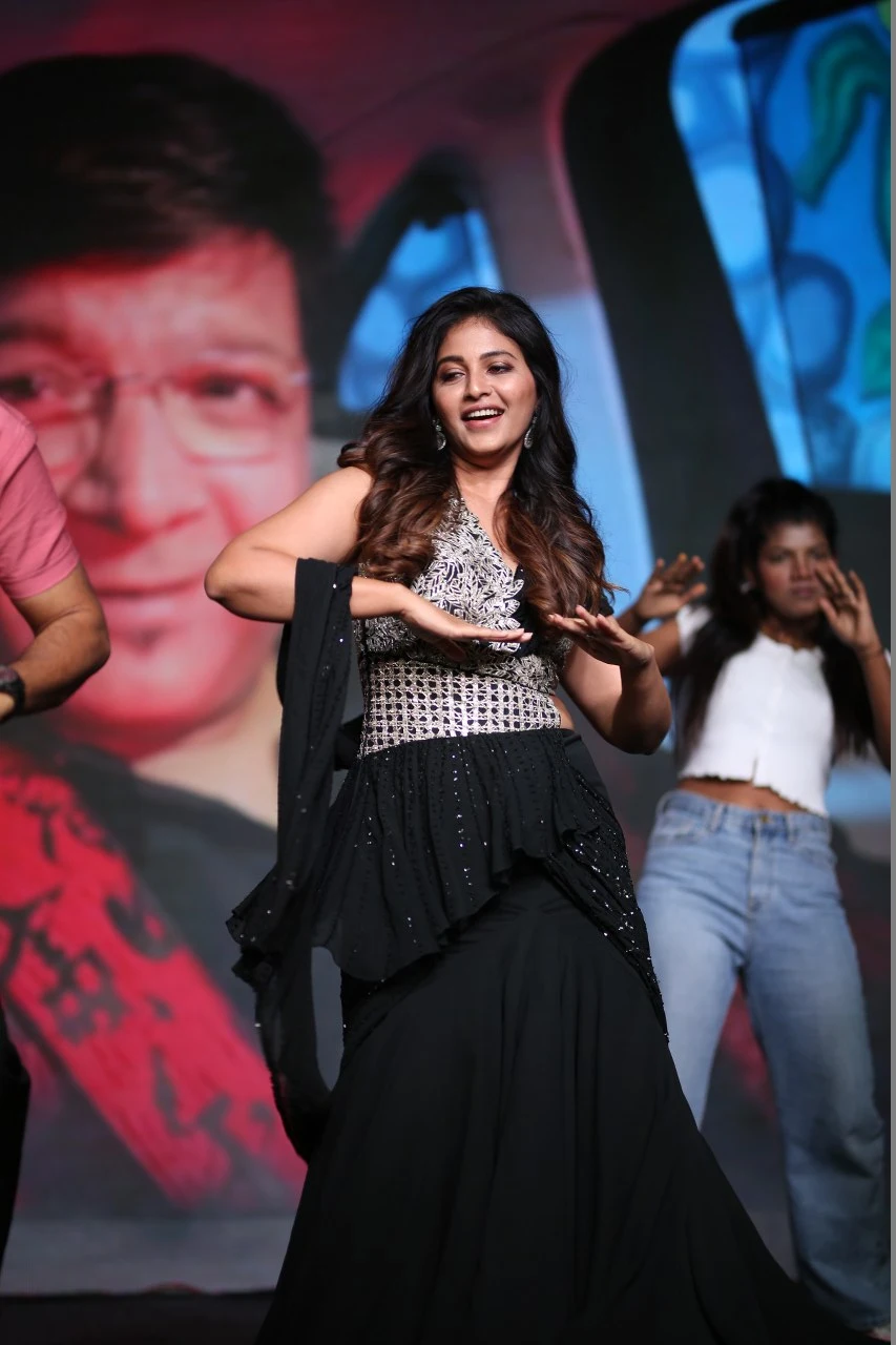 Anjali Photos at Geethanjali Malli Vachindi Movie Pre Release Event