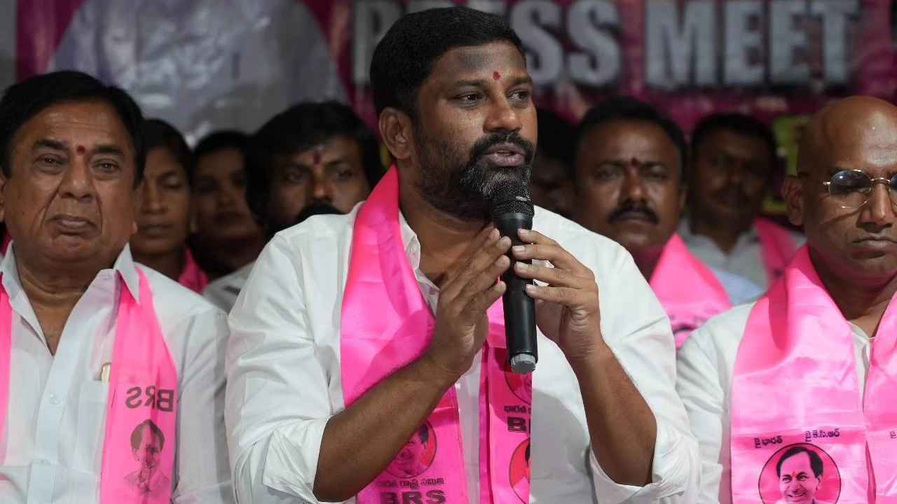 Balka Suman : ఇదేనా ఎస్సీ, ఎస్టీలకు ఇచ్చే గౌరవం? కాంగ్రెస్ పార్టీపై బాల్క సుమన్ ఫైర్ Balka Suman : ఇదేనా ఎస్సీ, ఎస్టీలకు ఇచ్చే గౌరవం? కాంగ్రెస్ పార్టీపై బాల్క సుమన్ ఫైర్