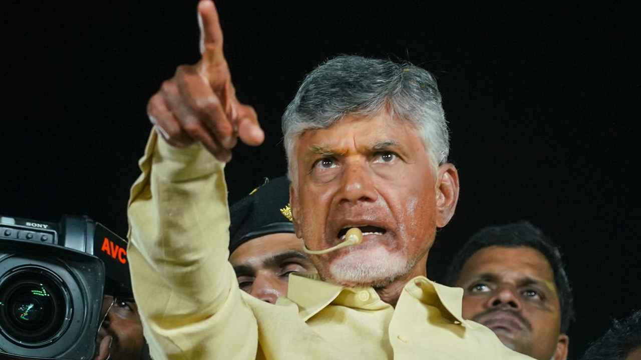 Tdp Manifesto : ఆ 600 హామీలను టీడీపీ ఎందుకు అమలు చేయలేకపోయింది? వైసీపీ విమర్శలపై ఎందుకు మౌనంగా ఉంది? Tdp Manifesto : ఆ 600 హామీలను టీడీపీ ఎందుకు అమలు చేయలేకపోయింది? వైసీపీ విమర్శలపై ఎందుకు మౌనంగా ఉంది?