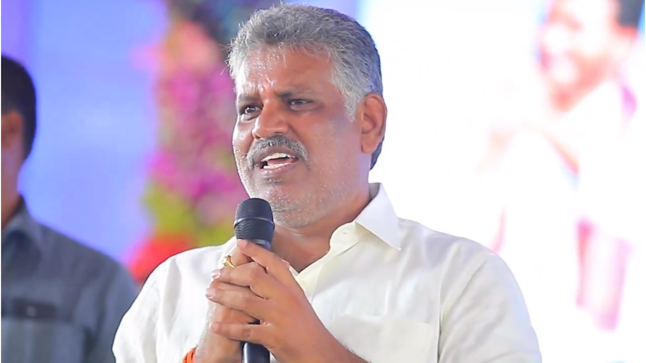 ఒంగోలులోనూ మంచి పేరు తెచ్చుకుంటా: చెవిరెడ్డి భాస్కర్ రెడ్డి ఒంగోలులోనూ మంచి పేరు తెచ్చుకుంటా: చెవిరెడ్డి భాస్కర్ రెడ్డి