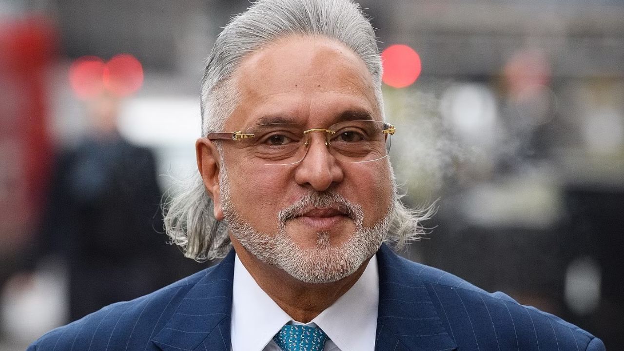 Vijay Mallya : విజయ్ మాల్యా చుట్టూ బిగుస్తున్న ఉచ్చు.. అటుగా వస్తే అప్పగించాలని ఫ్రాన్స్కు భారత్ విజ్ఞప్తి! Vijay Mallya : విజయ్ మాల్యా చుట్టూ బిగుస్తున్న ఉచ్చు.. అటుగా వస్తే అప్పగించాలని ఫ్రాన్స్కు భారత్ విజ్ఞప్తి!
