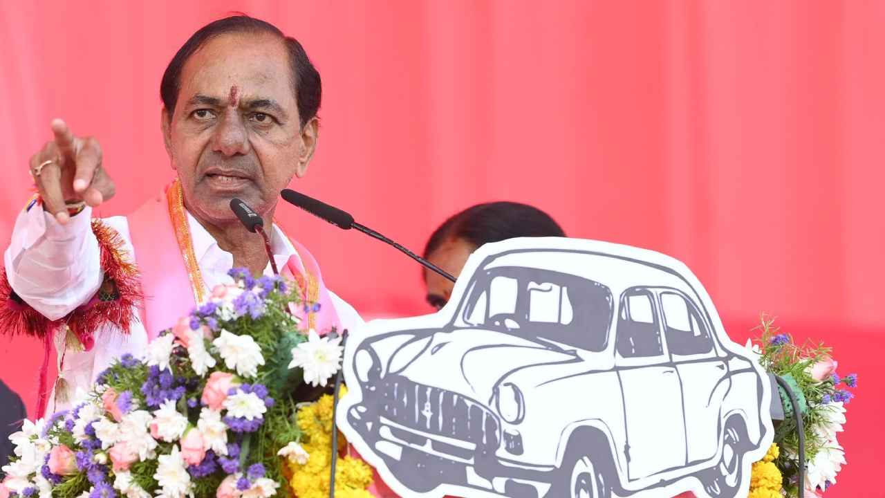 ‘ఎక్స్’లోకి ఎంట్రీ ఇచ్చిన కేసీఆర్.. చిత్రవిచిత్ర సంఘటనలు జరుగుతున్నాయని ట్వీట్ ‘ఎక్స్’లోకి ఎంట్రీ ఇచ్చిన కేసీఆర్.. చిత్రవిచిత్ర సంఘటనలు జరుగుతున్నాయని ట్వీట్