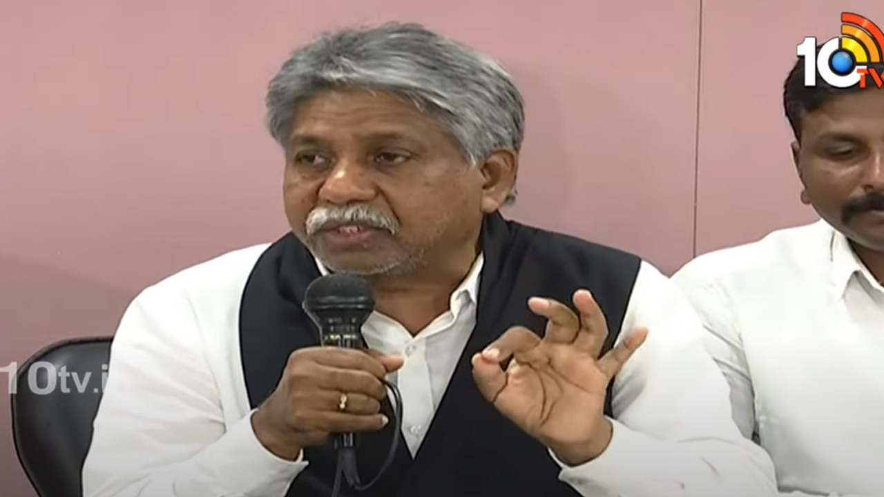 జీవన్ రెడ్డికి ఎంపీ టికెట్ ఇచ్చారు.. సంపత్కి ఎందుకివ్వలేదు?: మందకృష్ణ జీవన్ రెడ్డికి ఎంపీ టికెట్ ఇచ్చారు.. సంపత్కి ఎందుకివ్వలేదు?: మందకృష్ణ