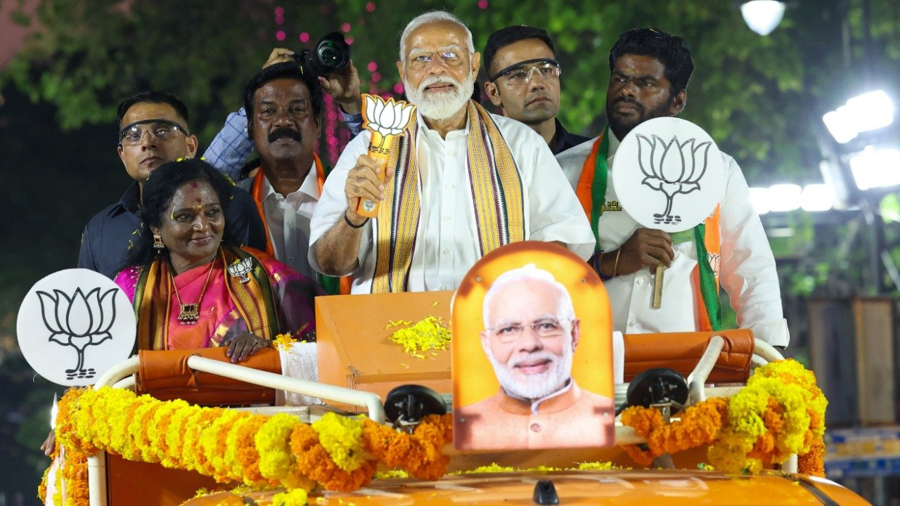 బీజేపీ తమిళ తంబిల మనసులు గెలుస్తుందా.. సెంటిమెంట్ పాచికలు పనిచేస్తాయా? బీజేపీ తమిళ తంబిల మనసులు గెలుస్తుందా.. సెంటిమెంట్ పాచికలు పనిచేస్తాయా?