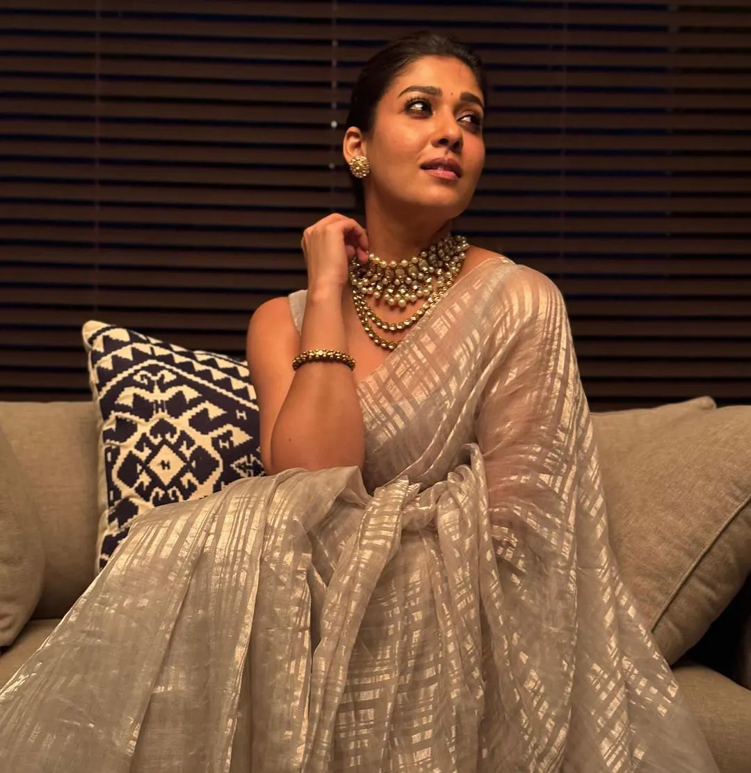 Nayanthara Classy Traditional Looks in Saree