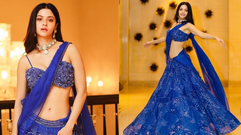 South Actress Vedhika waist Photos gone viral