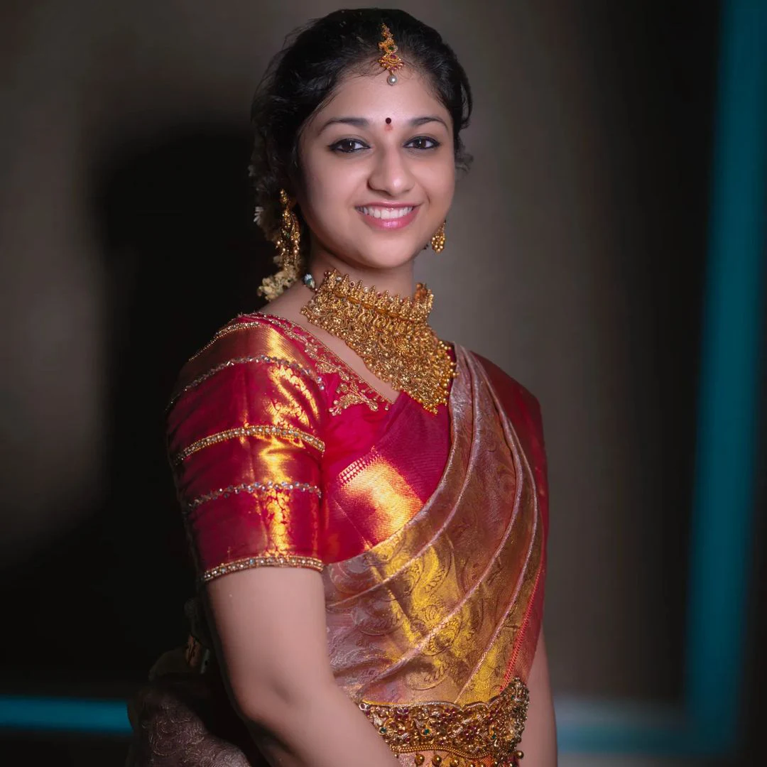 Tollywood singer Srilalitha Bhamidipati engagement photos
