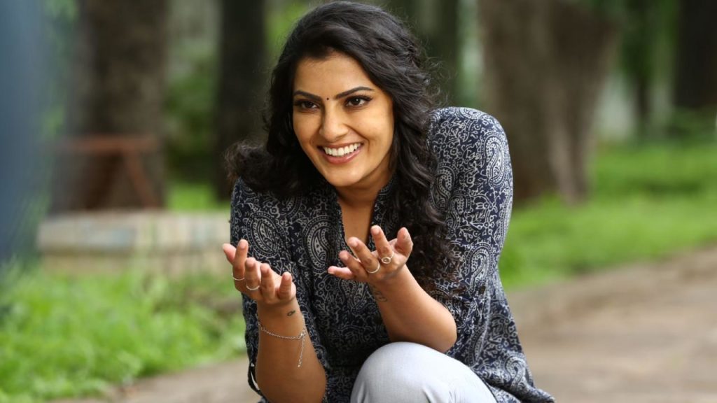 Varalaxmi Sarathkumar new movie Sabari release date update