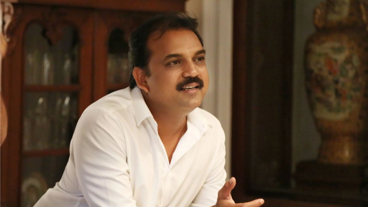 Koratala Siva : ‘దేవర’ కంటే ముందే ప్రమోషన్స్లో కనపడబోతున్న కొరటాల శివ.. ఆ సినిమా కోసం.. Koratala Siva : ‘దేవర’ కంటే ముందే ప్రమోషన్స్లో కనపడబోతున్న కొరటాల శివ.. ఆ సినిమా కోసం..