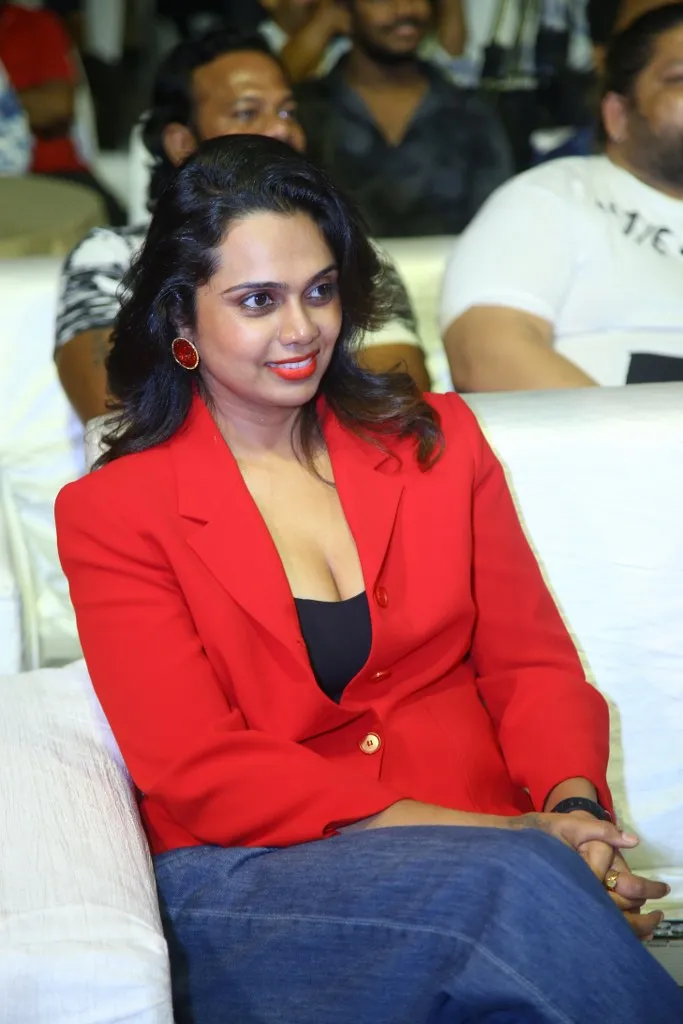Abhinaya Sri Amazing Looks in Arya 20 Years Event