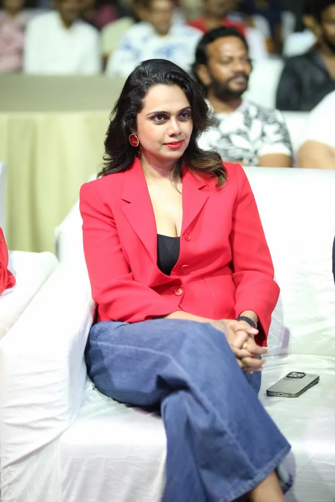 Abhinaya Sri Amazing Looks in Arya 20 Years Event