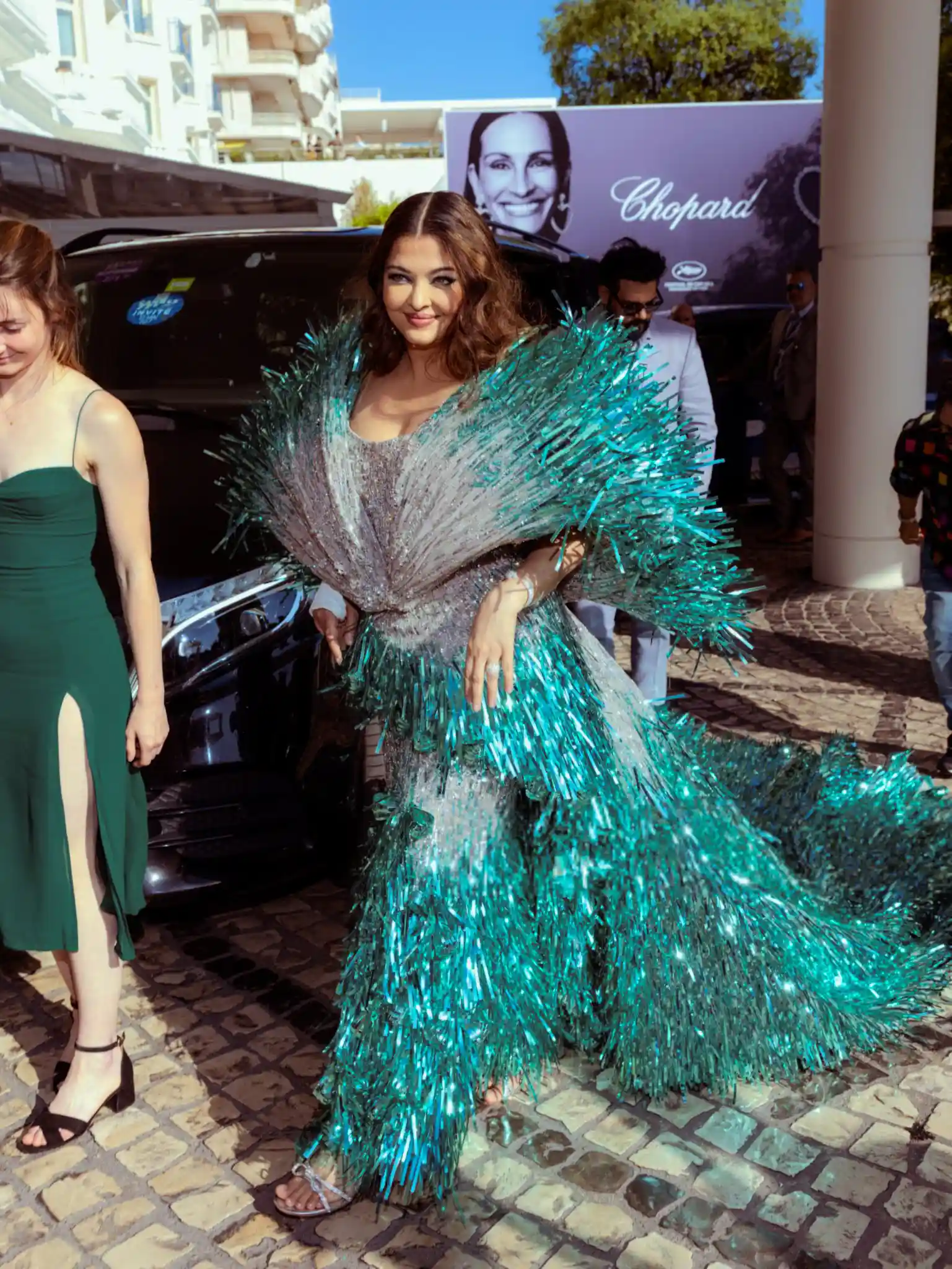 Aishwarya Rai Bachchan Participated in Cannes Film Festival 2024 with Hand Injury