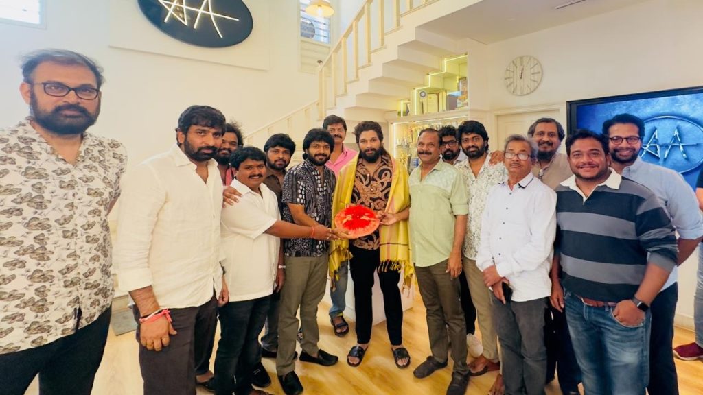 Allu Arjun Contributes To Telugu Film Directors Association