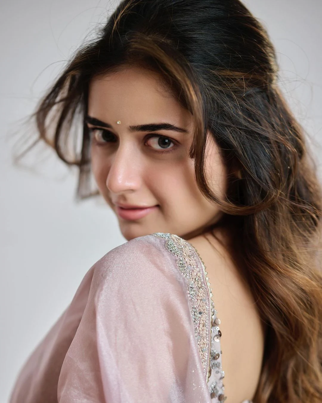 Ashika Ranganath Cute Looks in Saree