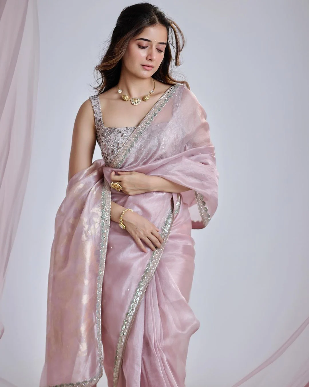 Ashika Ranganath Cute Looks in Saree