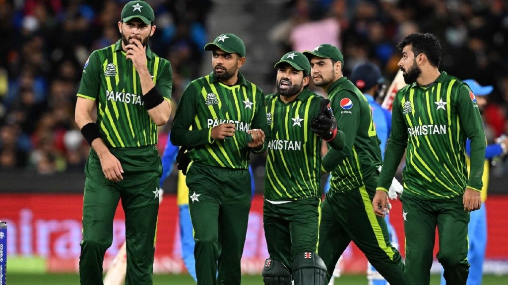 England Beat Pakistan By 7 Wickets in 4th T20 and win t20 series