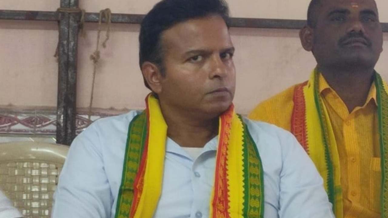 నగరి నియోజకవర్గం టీడీపీ అభ్యర్థి గాలి భానుప్రకాశ్ పై కేసు నమోదు నగరి నియోజకవర్గం టీడీపీ అభ్యర్థి గాలి భానుప్రకాశ్ పై కేసు నమోదు