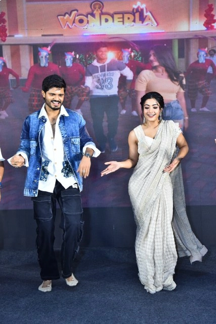 Gam Gam Ganesha Cinema Pre Release Event