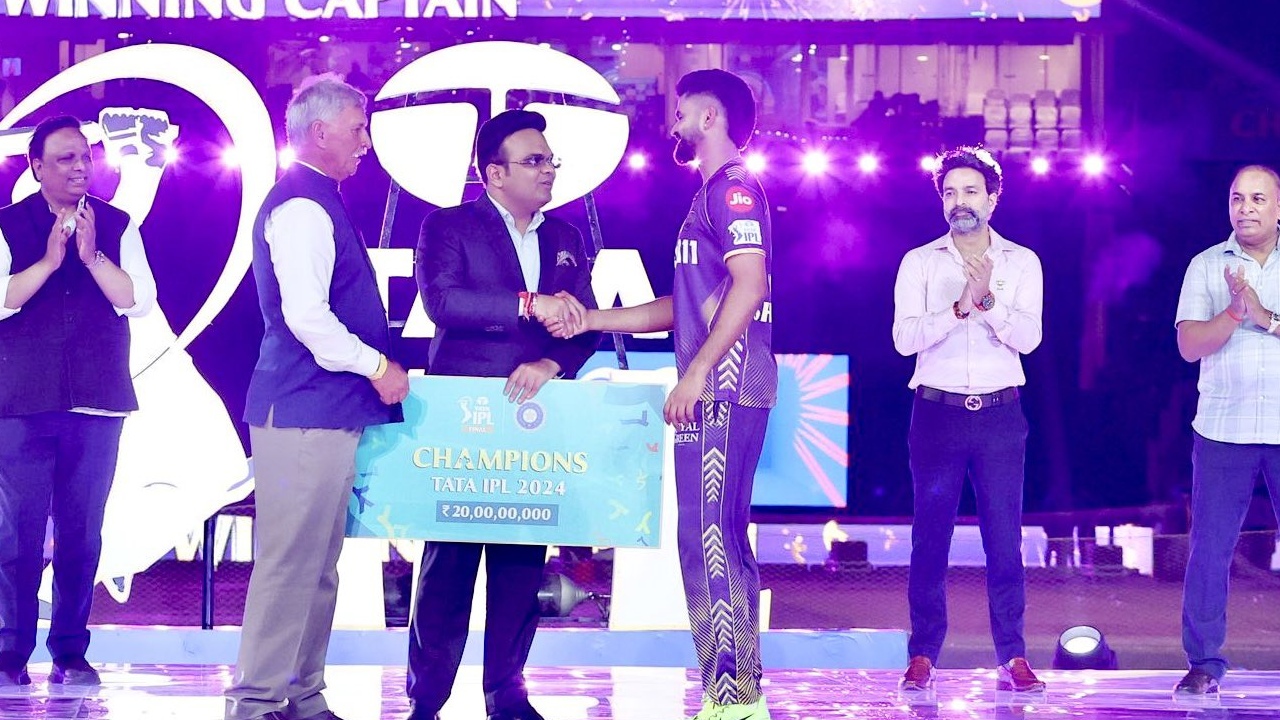 IPL 2024 Prize Money : కోల్కతాకు రూ.20కోట్లు, సన్రైజర్స్ రూ.12.5కోట్లు, బెంగళూరుకు ఎంతంటే? IPL 2024 Prize Money : కోల్కతాకు రూ.20కోట్లు, సన్రైజర్స్ రూ.12.5కోట్లు, బెంగళూరుకు ఎంతంటే?