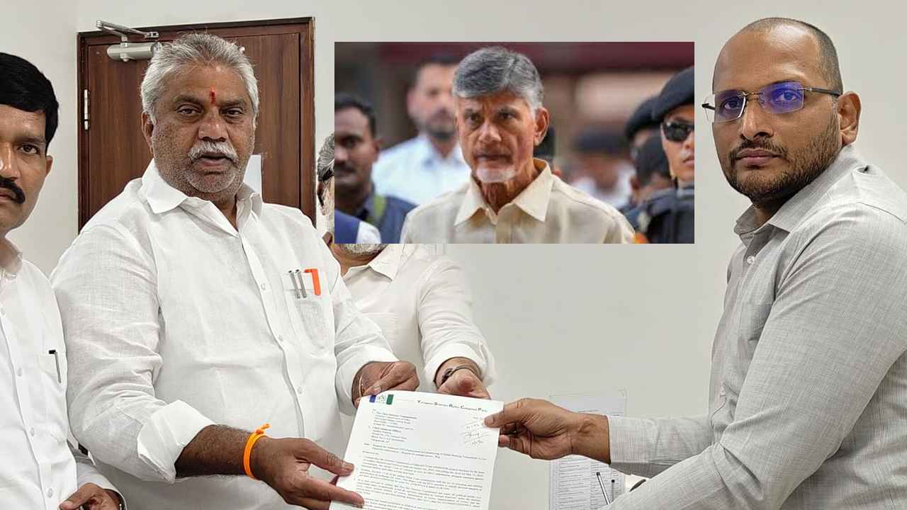 అందుకోసమే.. చంద్రబాబు విదేశాలకు వెళ్లారు- మల్లాది విష్ణు సంచలన ఆరోపణలు అందుకోసమే.. చంద్రబాబు విదేశాలకు వెళ్లారు- మల్లాది విష్ణు సంచలన ఆరోపణలు