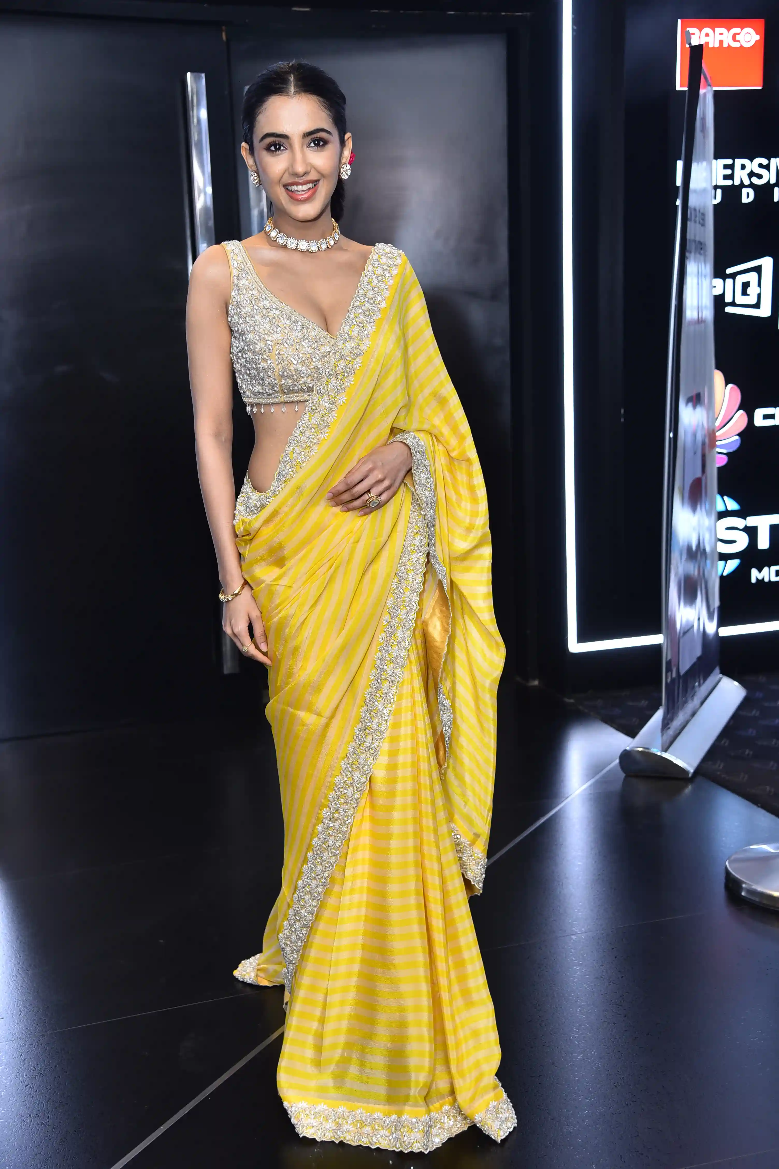 Malvika Sharma Stunning Looks in Saree