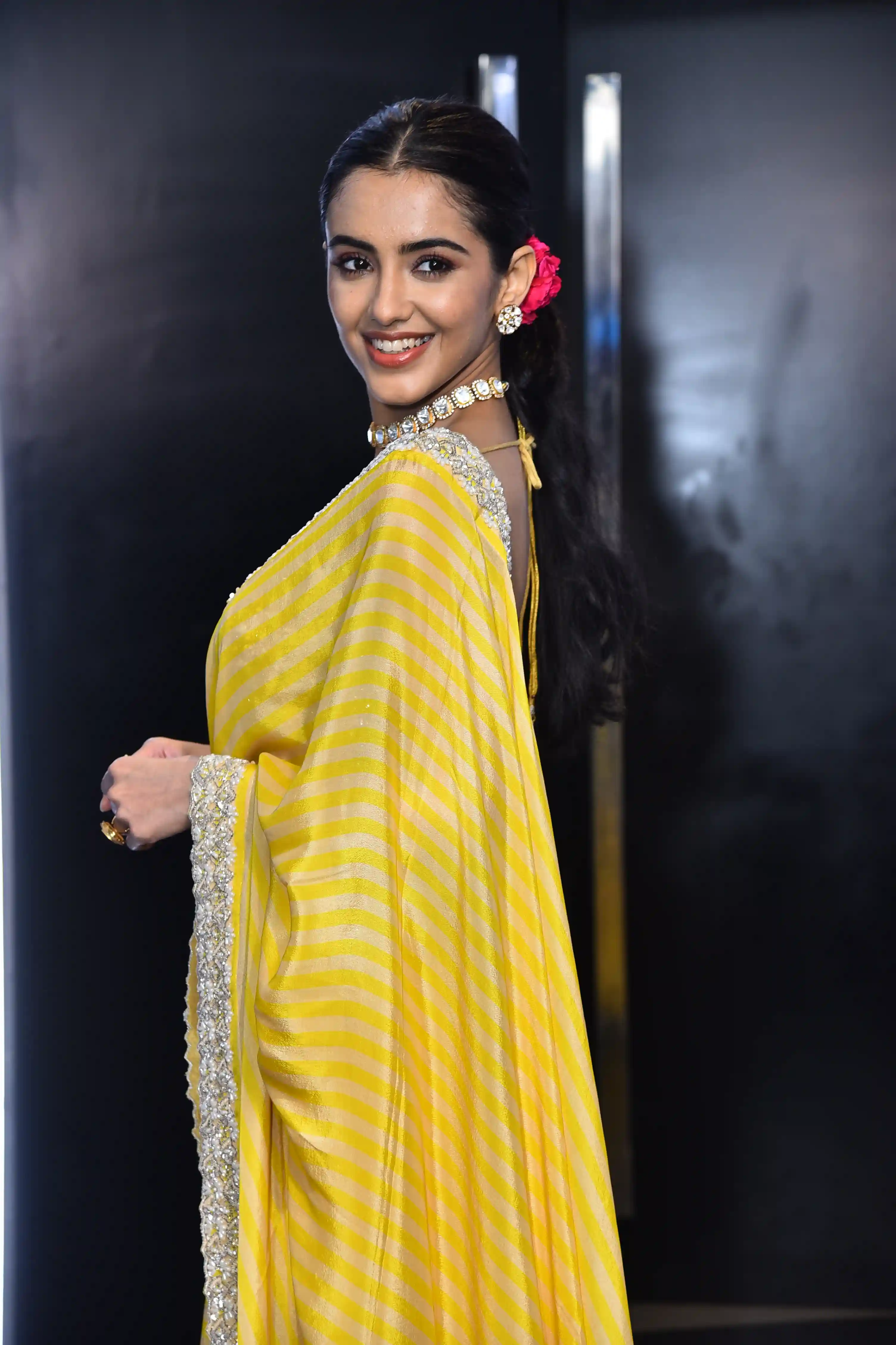 Malvika Sharma Stunning Looks in Saree