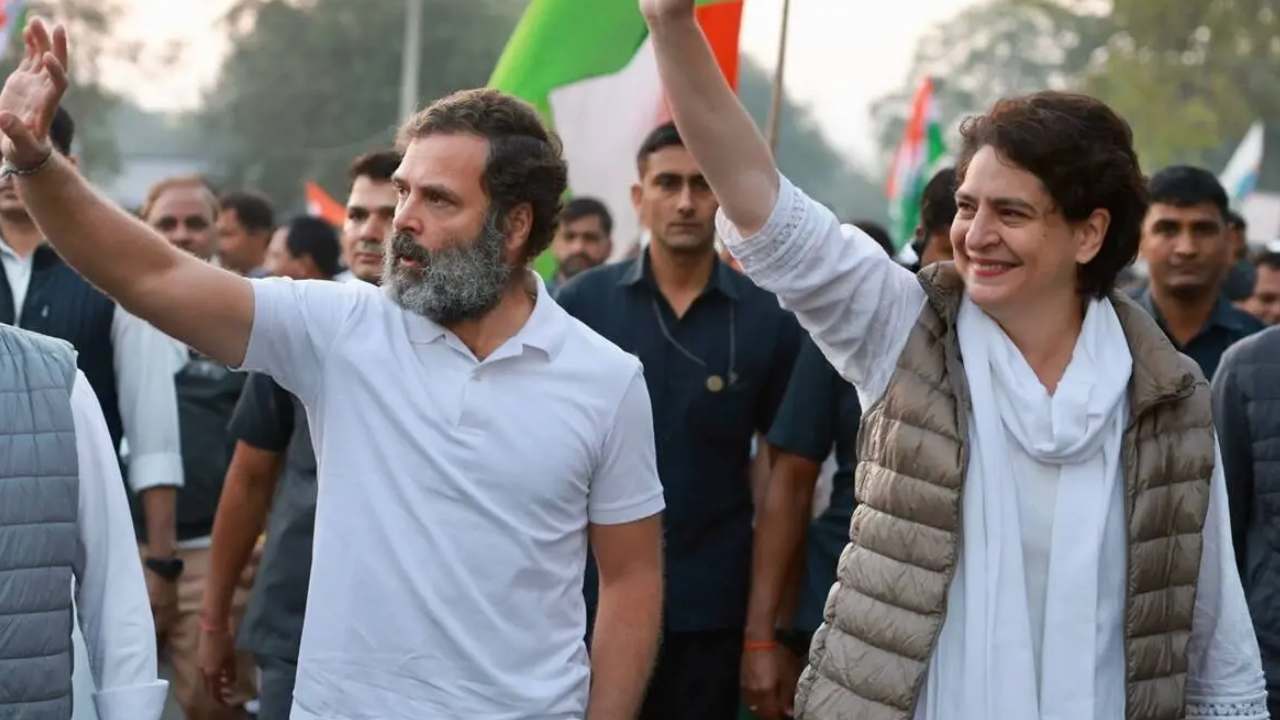 Lok Sabha Elections 2024 : తెలంగాణలో ఎన్నికల ప్రచారంకు రాహుల్, ప్రియాంక.. షెడ్యూల్ ఇలా.. Lok Sabha Elections 2024 : తెలంగాణలో ఎన్నికల ప్రచారంకు రాహుల్, ప్రియాంక.. షెడ్యూల్ ఇలా..