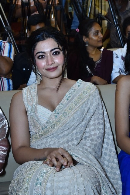 Rashmika Mandanna Shines in Saree