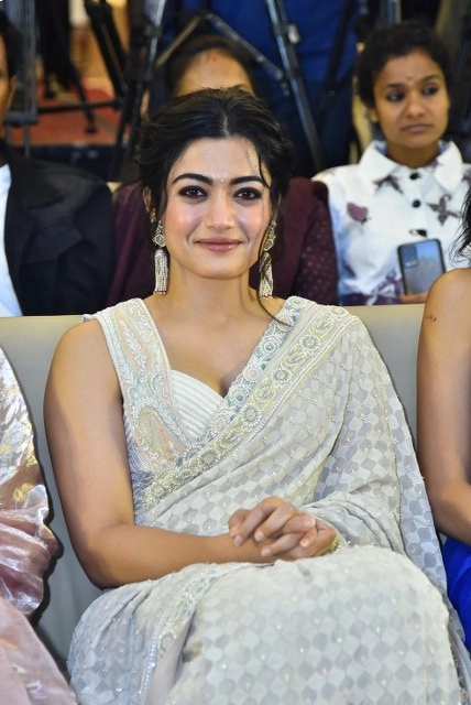 Rashmika Mandanna Shines in Saree