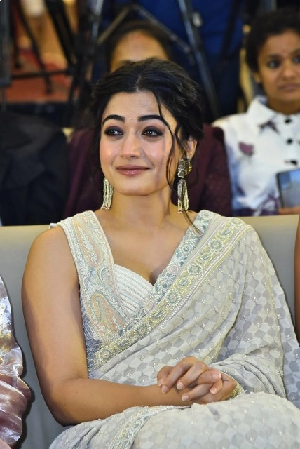 Rashmika Mandanna Shines in Saree