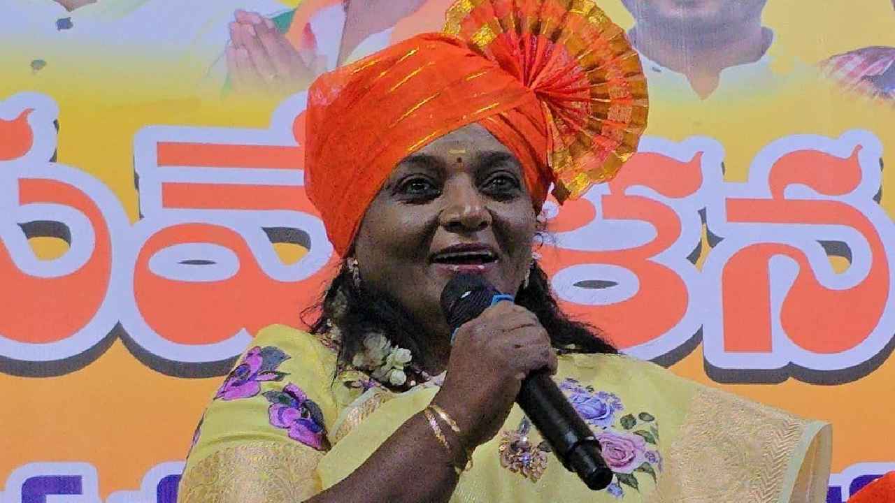 Tamilisai Soundararajan : హైదరాబాద్ను కేంద్రపాలిత ప్రాంతంగా చేస్తారా? తమిళిసై ఏమన్నారంటే.. Tamilisai Soundararajan : హైదరాబాద్ను కేంద్రపాలిత ప్రాంతంగా చేస్తారా? తమిళిసై ఏమన్నారంటే..