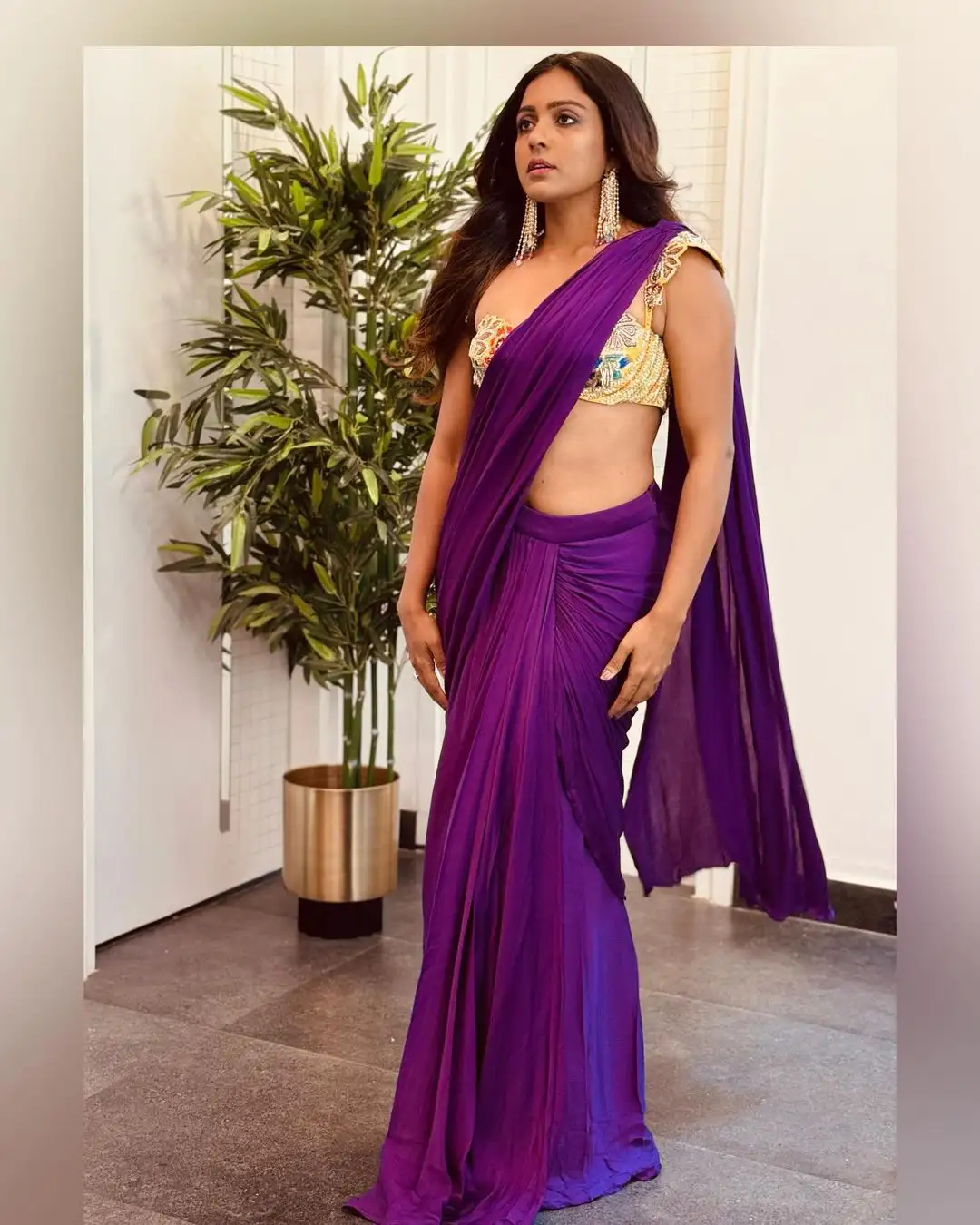 Vithika Sheru Stunning Looks in Saree