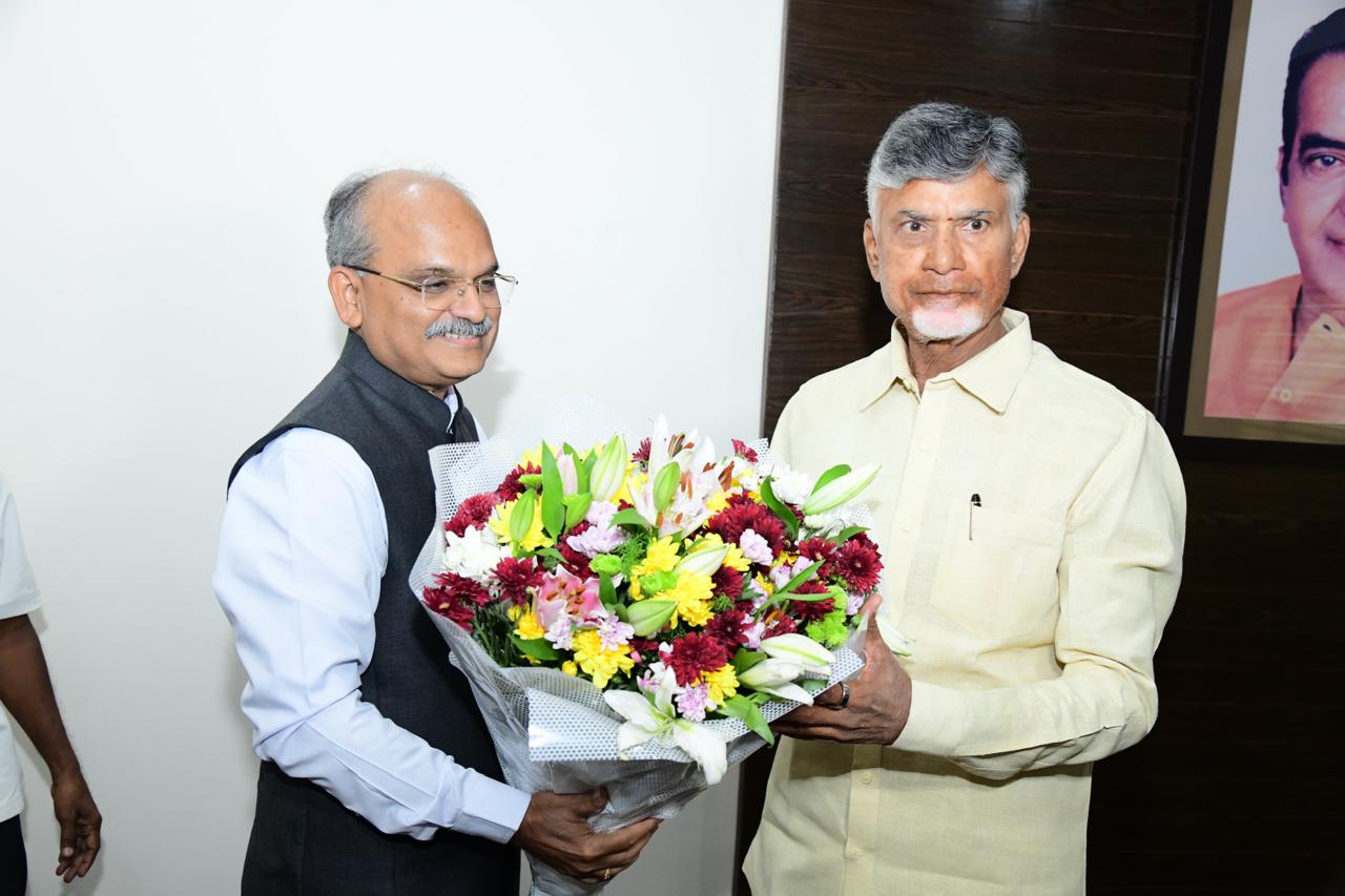 CS Jawahar Reddy met with Chandrababu