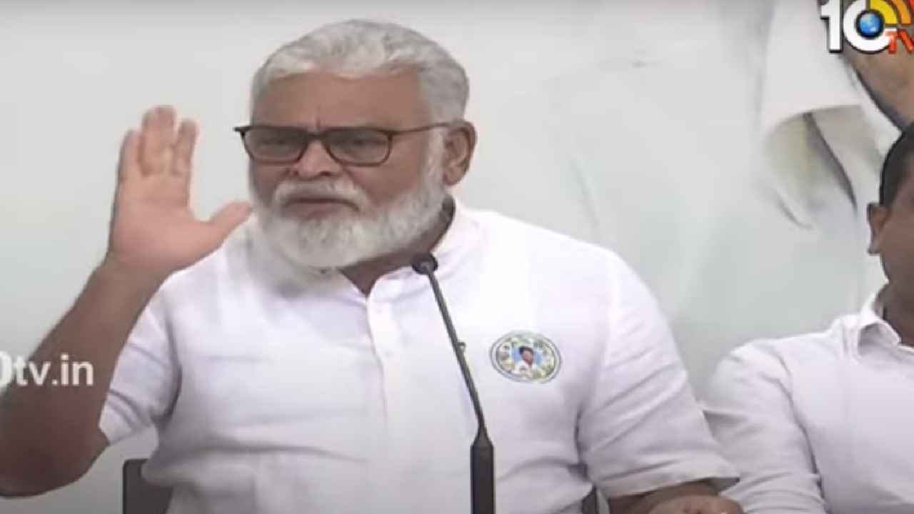 అప్పుడు దాన్ని చంద్రబాబు వినియోగించుకోకుండా ఎందుకు పారిపోయి వచ్చారు?: అంబటి అప్పుడు దాన్ని చంద్రబాబు వినియోగించుకోకుండా ఎందుకు పారిపోయి వచ్చారు?: అంబటి