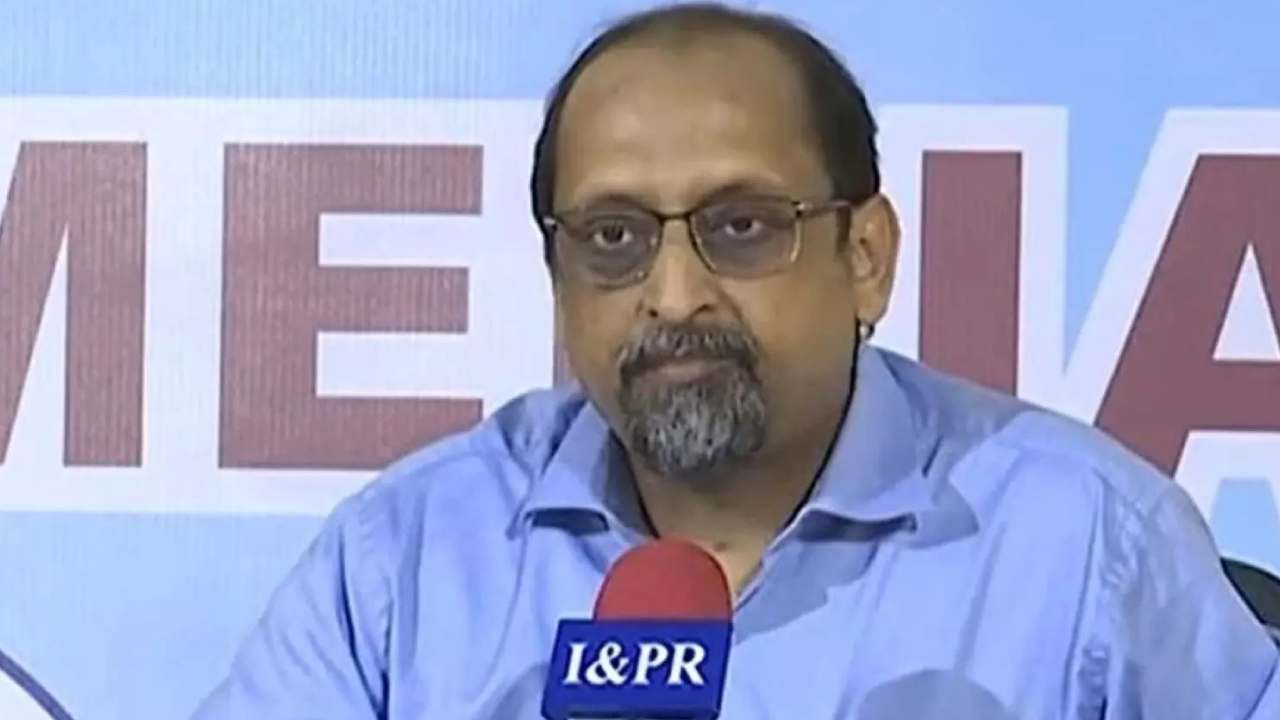 సీఎస్ నీరభ్ కుమార్ ప్రసాద్ పదవీకాలం పొడిగింపు.. ఎప్పటి వరకు అంటే? సీఎస్ నీరభ్ కుమార్ ప్రసాద్ పదవీకాలం పొడిగింపు.. ఎప్పటి వరకు అంటే?