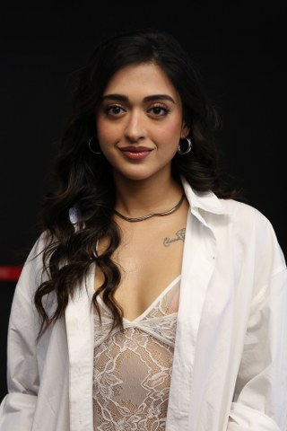 Gayatri Bhardwaj Stunning Looks in Buddy Trailer Launch Event
